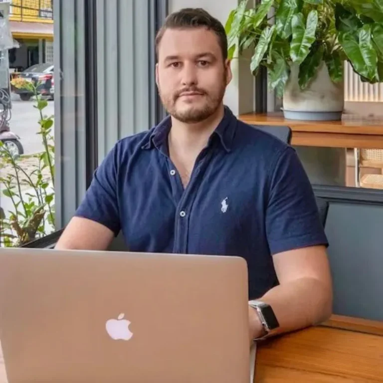 How To Build a SaaS Product (PRO) by Kyle Gawley